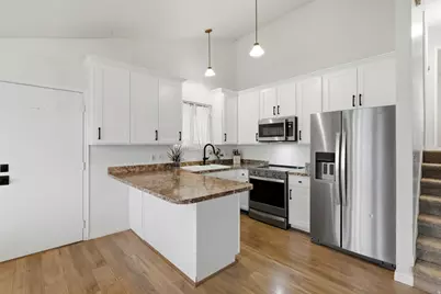 1206 E Moss Cir, Midvale, UT 84047 - Photo 11