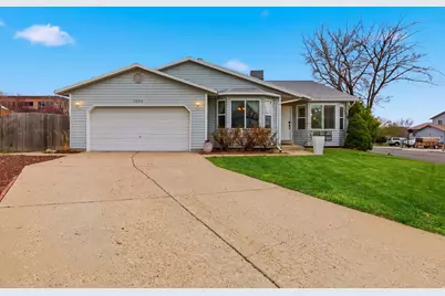 1206 E Moss Cir, Midvale, UT 84047 - Photo 1