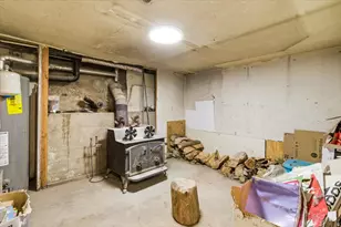 75 E 200 N, Aurora, UT 84620 - Photo 23