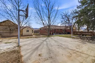 75 E 200 N, Aurora, UT 84620 - Photo 31