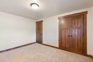 2029 S Cottage Ln, Garden City, UT 84028 - Photo 11