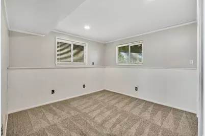 371 W 1125 N, Centerville, UT 84014 - Photo 19