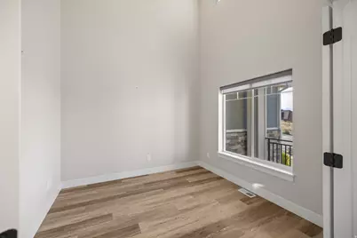 1876 W Crest Ridge Rd, Lehi, UT 84043 - Photo 3