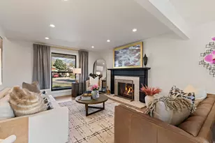 6044 S Fontaine Bleu Dr, Salt Lake City, UT 84121 - Photo 11