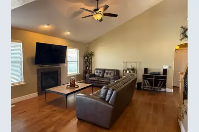 531 S Hale St, Grantsville, UT 84029 - Photo 3