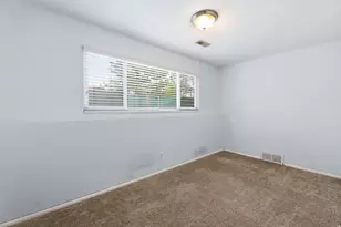 556 N New Star Dr W, Salt Lake City, UT 84116 - Photo 31