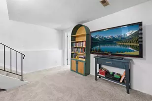 556 N New Star Dr W, Salt Lake City, UT 84116 - Photo 23