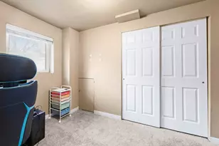 556 N New Star Dr W, Salt Lake City, UT 84116 - Photo 25