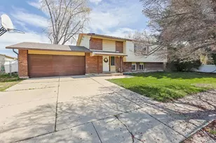 556 N New Star Dr W, Salt Lake City, UT 84116 - Photo 3