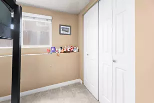 556 N New Star Dr W, Salt Lake City, UT 84116 - Photo 29