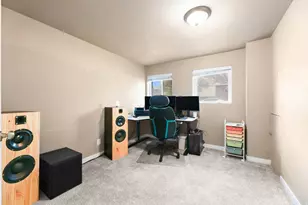 556 N New Star Dr W, Salt Lake City, UT 84116 - Photo 23