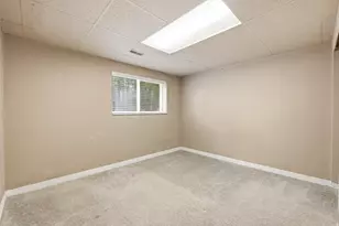 556 N New Star Dr W, Salt Lake City, UT 84116 - Photo 25