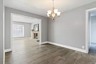 1541 E Lone Peak Dr S, Holladay, UT 84117 - Photo 9