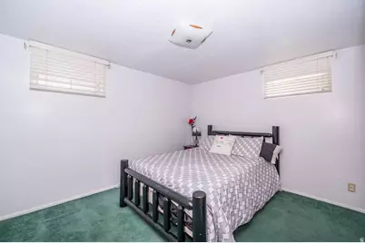 4963 S 2275 W, Roy, UT 84067 - Photo 19