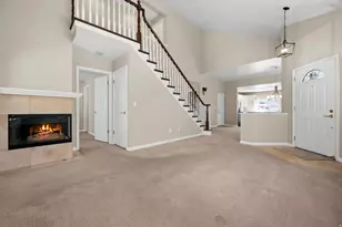 132 W 200 N, Centerville, UT 84014 - Photo 3