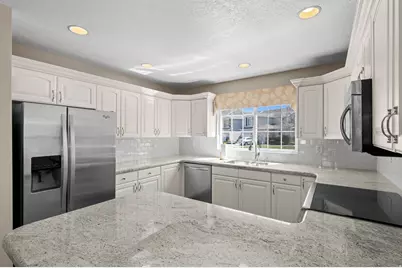 132 W 200 N, Centerville, UT 84014 - Photo 7