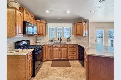 891 E 3300 N, North Ogden, UT 84414 - Photo 5