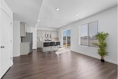 2927 W Coastline Dr S, Syracuse, UT 84075 - Photo 17