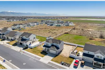 2927 W Coastline Dr S, Syracuse, UT 84075 - Photo 43