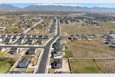 2927 W Coastline Dr S, Syracuse, UT 84075 - Photo 47
