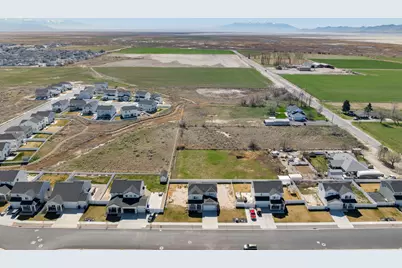 2927 W Coastline Dr S, Syracuse, UT 84075 - Photo 47