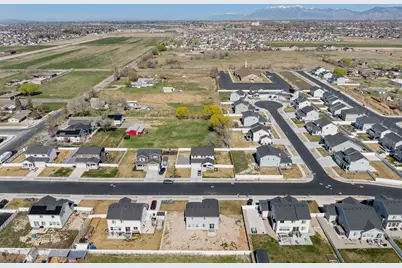 2927 W Coastline Dr S, Syracuse, UT 84075 - Photo 49