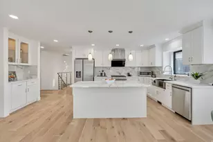 2768 S Grand Oak Cir E, Bountiful, UT 84010 - Photo 11