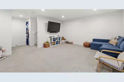 9387 N Vernham Ln, Eagle Mountain, UT 84005 - Photo 25