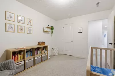 9387 N Vernham Ln, Eagle Mountain, UT 84005 - Photo 17