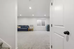 9387 N Vernham Ln, Eagle Mountain, UT 84005 - Photo 23