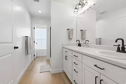 9387 N Vernham Ln, Eagle Mountain, UT 84005 - Photo 11
