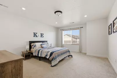 9387 N Vernham Ln, Eagle Mountain, UT 84005 - Photo 9