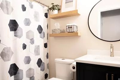 958 N Cambria Dr, North Salt Lake, UT 84054 - Photo 11