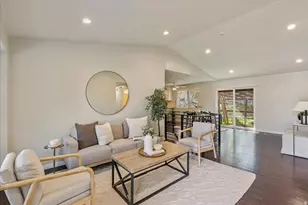 966 E Granite Peak Dr, Sandy, UT 84094 - Photo 5