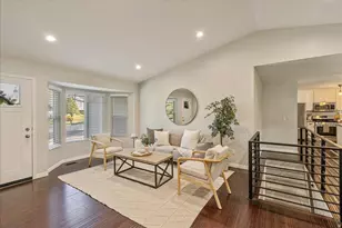 966 E Granite Peak Dr, Sandy, UT 84094 - Photo 7