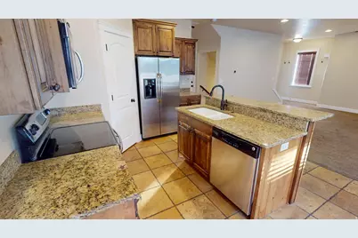 1247 N Baycrest Dr, Saratoga Springs, UT 84045 - Photo 9