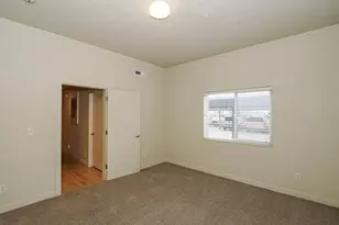 725 S 200 W, Salt Lake City, UT 84101 - Photo 15