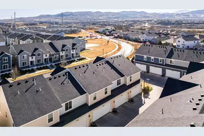 1055 S Painted Horse Ln W, Bluffdale, UT 84065 - Photo 37