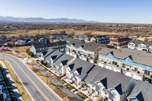 1055 S Painted Horse Ln W, Bluffdale, UT 84065 - Photo 35