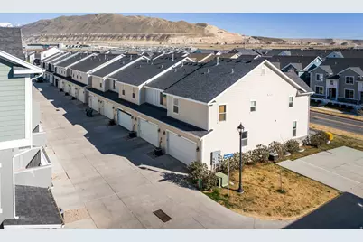 1055 S Painted Horse Ln W, Bluffdale, UT 84065 - Photo 31