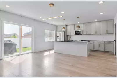 2238 S Western Dr, Saratoga Springs, UT 84045 - Photo 29