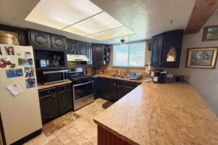 7436 S 2345 W, West Jordan, UT 84084 - Photo 39