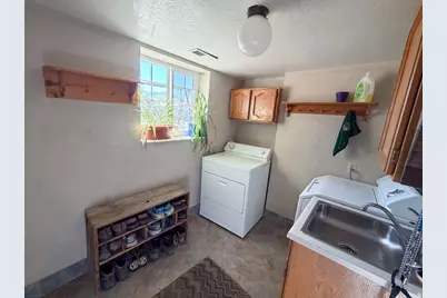 7436 S 2345 W, West Jordan, UT 84084 - Photo 27