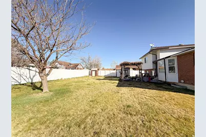 7436 S 2345 W, West Jordan, UT 84084 - Photo 15