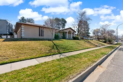 1761 S Davis Blvd E, Bountiful, UT 84010 - Photo 3