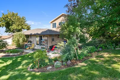 1761 S Davis Blvd E, Bountiful, UT 84010 - Photo 3