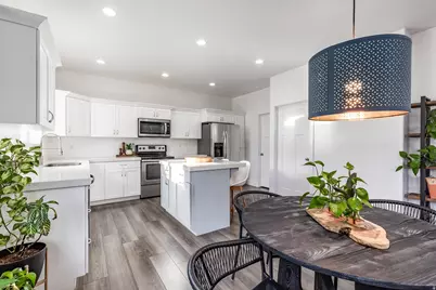 574 N 60 W, Vineyard, UT 84059 - Photo 7