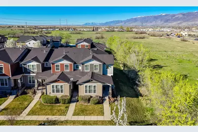 1841 W View Point Dr, Woods Cross, UT 84087 - Photo 27