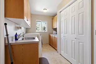 32 S Shadow Mtn Dr, Logan, UT 84321 - Photo 13