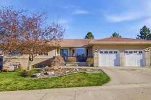 32 S Shadow Mtn Dr, Logan, UT 84321 - Photo 1